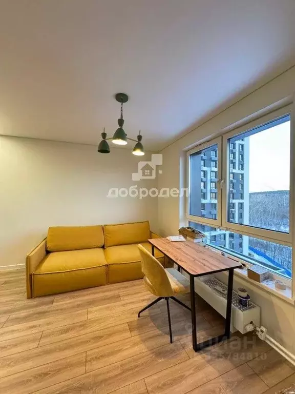 1-к кв. Свердловская область, Екатеринбург ул. Хуторская, 1/4 (23.6 м) - Фото 2