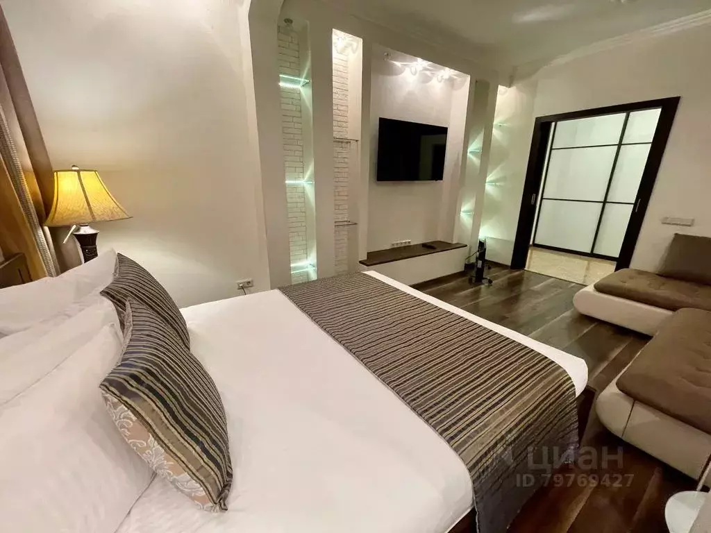 2-к кв. Санкт-Петербург Полтавский проезд, 2 (85.0 м) - Фото 0