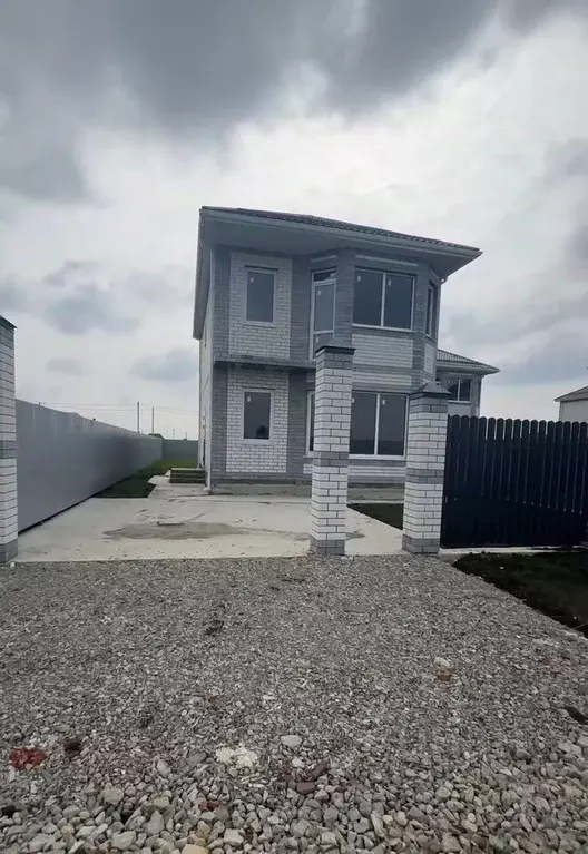 Дом в Краснодарский край, Краснодар пос. Индустриальный,  (140 м) - Фото 1