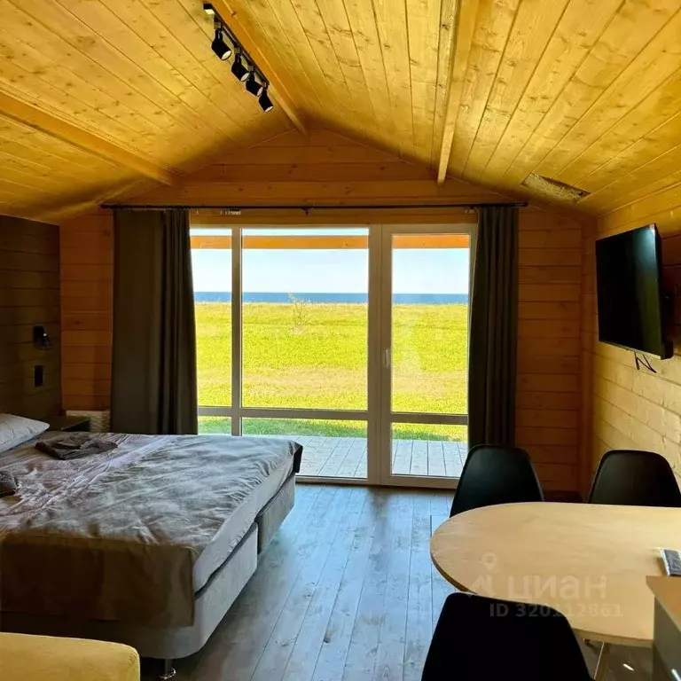 Дом в Новгородская область, Старорусский район, Наговское с/пос, д. ... - Фото 1