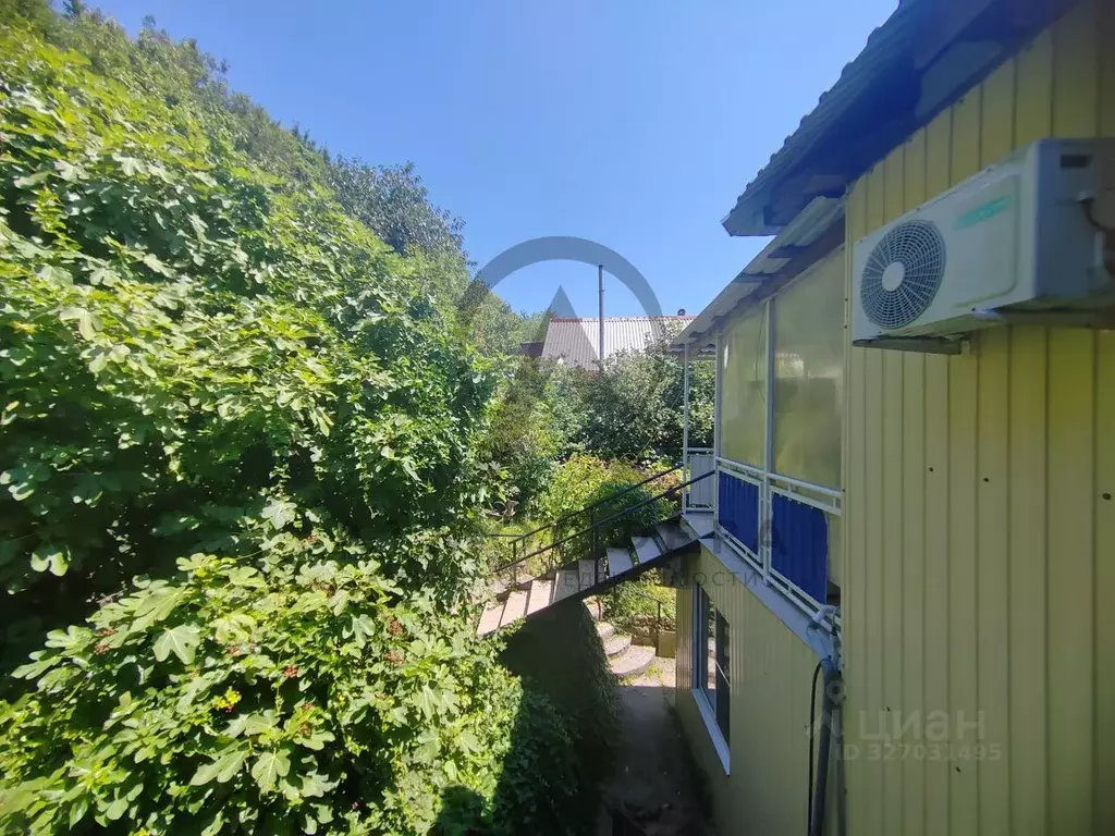 Дом в Краснодарский край, Туапсинский муниципальный округ, с. ... - Фото 2