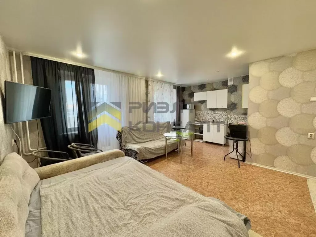 Студия Омская область, Омск Осоавиахимовская ул., 183к1 (33.0 м) - Фото 1