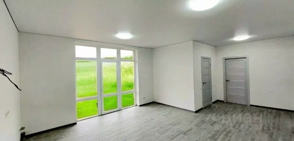 Дом в Крым, Симферопольский район, Трудовское с/пос, с. Ивановка ул. ... - Фото 2