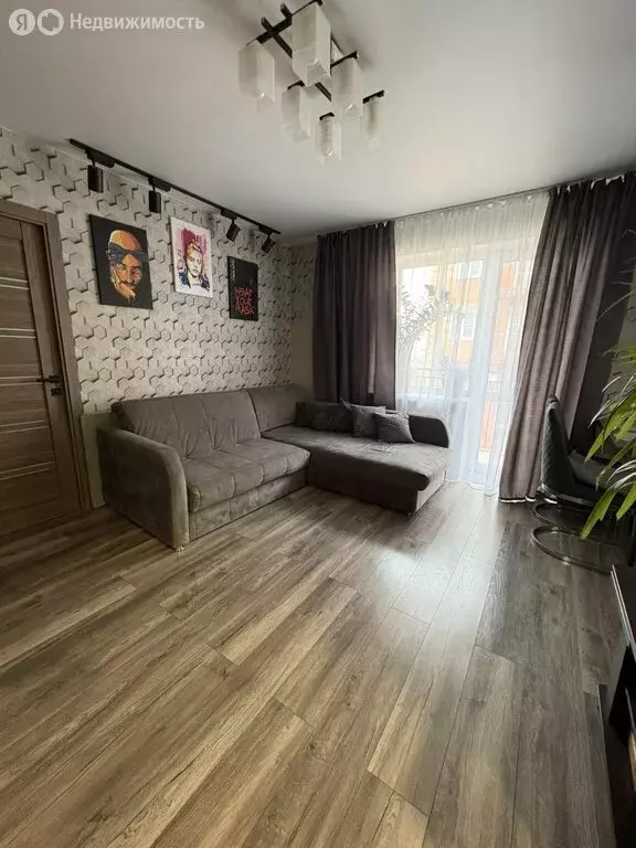 2-комнатная квартира: село Тополево, жилой комплекс GreenVille, 8 ... - Фото 0