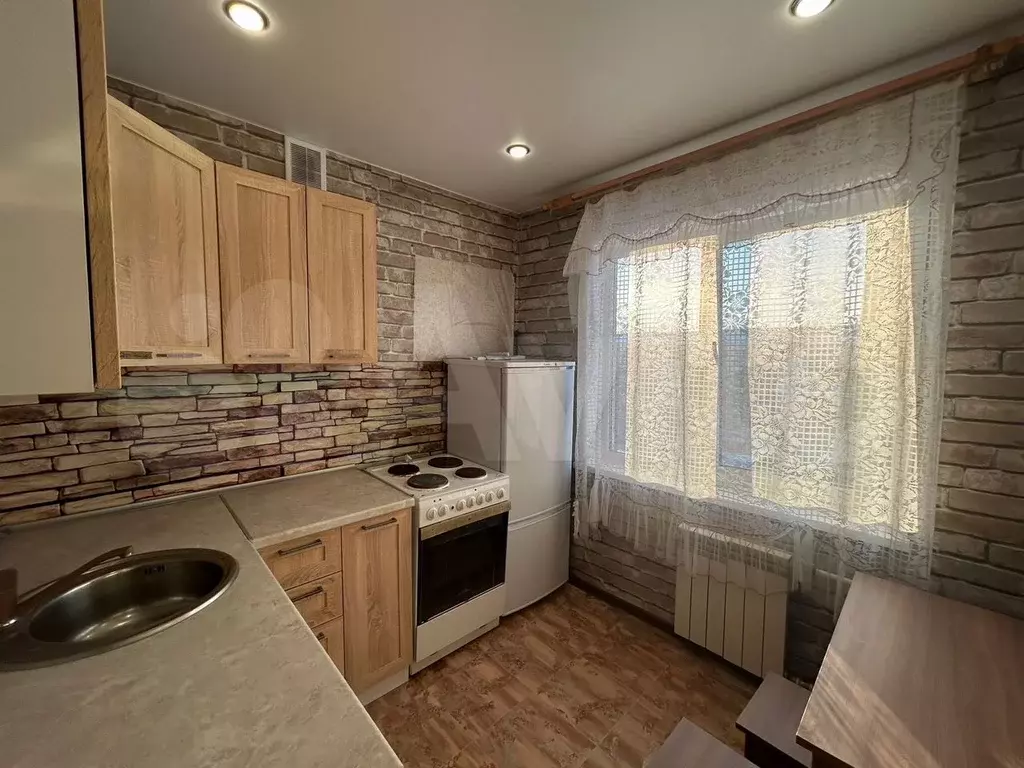 1-к. квартира, 30 м, 5/5 эт. - Фото 0