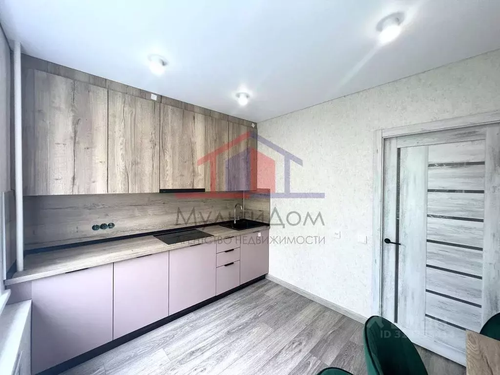 2-к кв. Белгородская область, Старый Оскол Конева мкр, 6А (53.79 м) - Фото 0