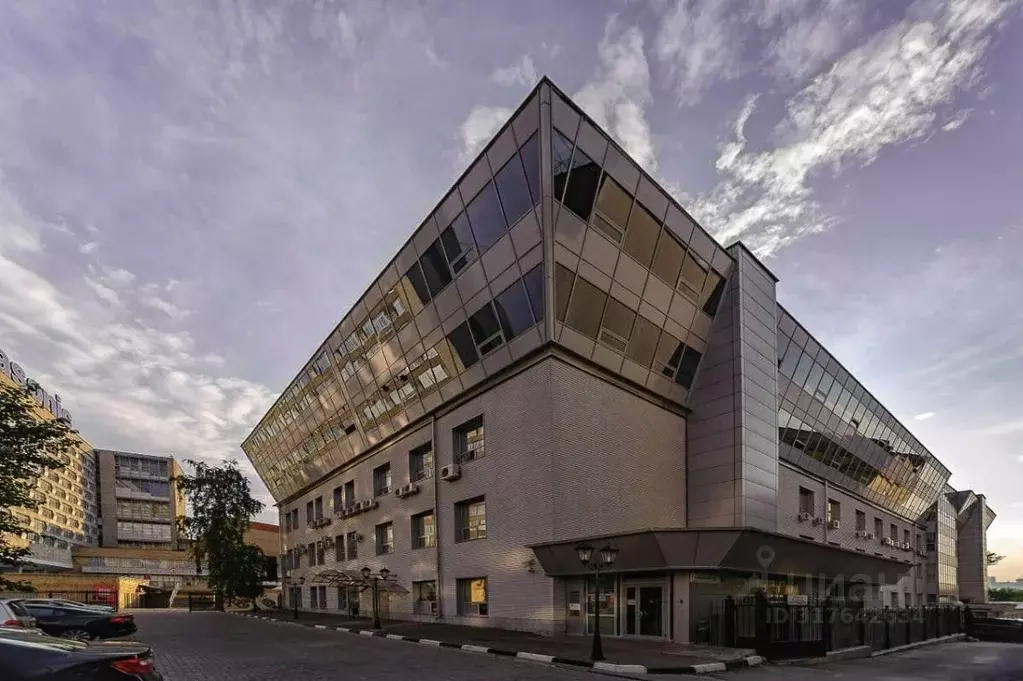 Офис в Москва ул. Крымский Вал, 3С2 (184 м) - Фото 0
