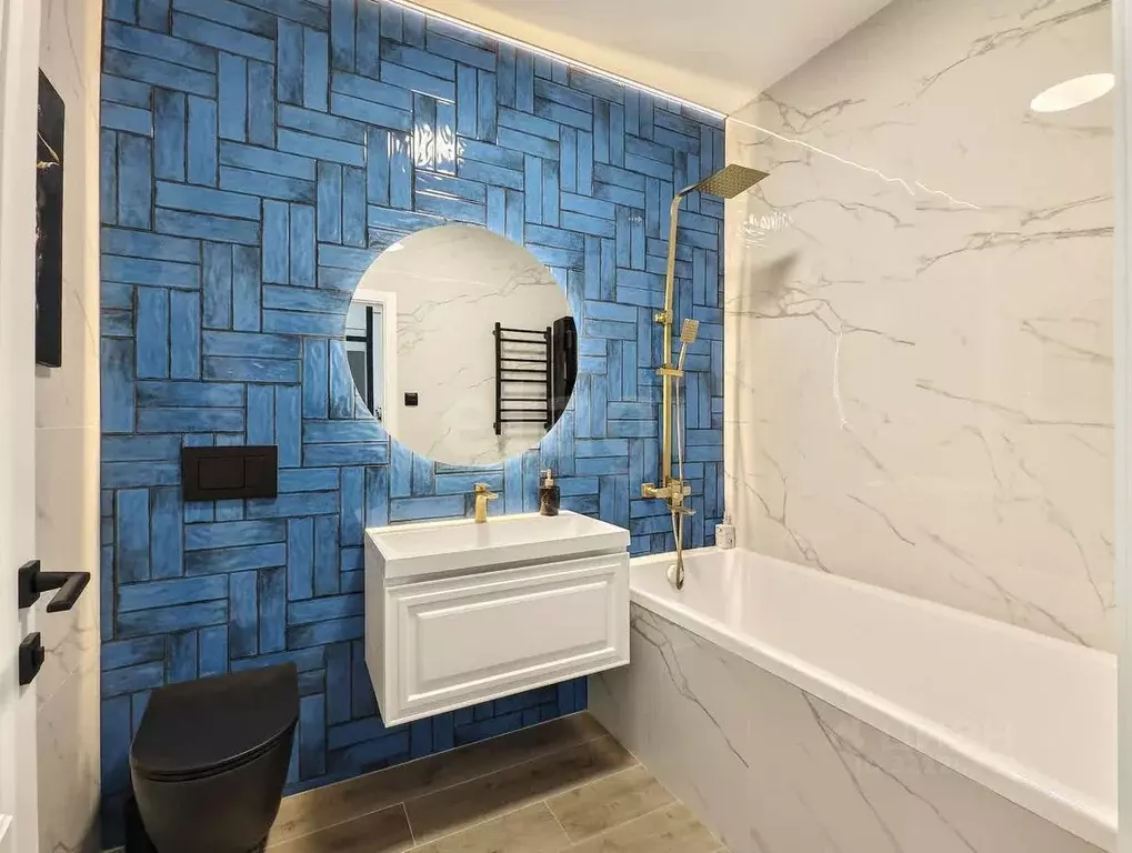 1-к кв. Тюменская область, Тюмень ул. Пожарных и Спасателей, 3к1 (43.0 ... - Фото 0