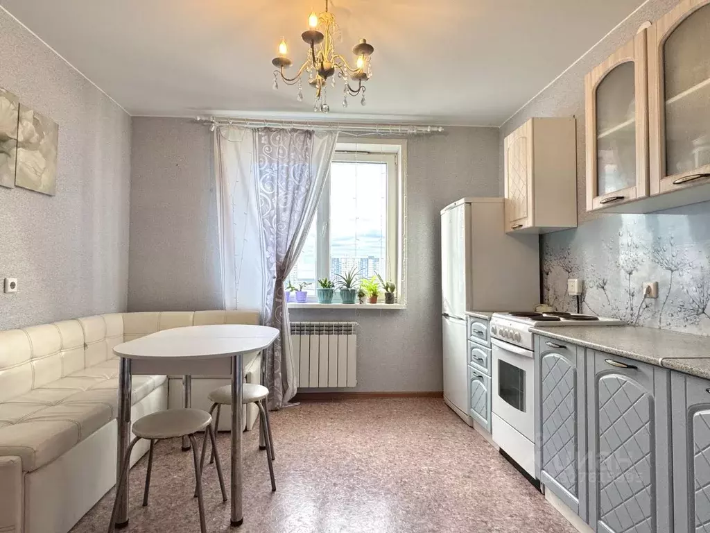 2-к кв. Татарстан, Казань ул. Айрата Арсланова, 6А (64.7 м) - Фото 1