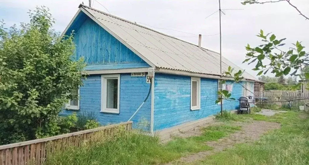 Дом в Омская область, Таврический район, с. Сосновское  (50 м) - Фото 0