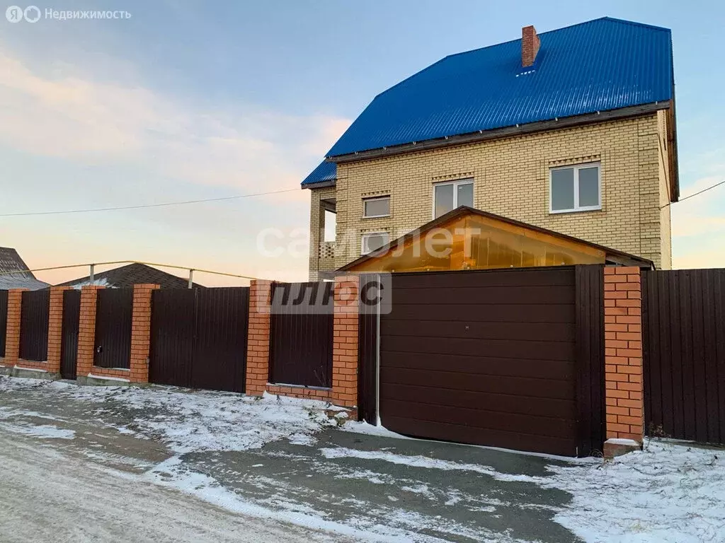 Дом в село Еткуль, 3-й переулок, 3А (300 м) - Фото 2