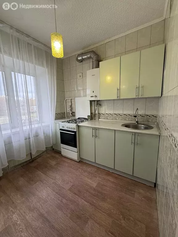 2-комнатная квартира: Запрудное, Юбилейная улица, 7 (40 м) - Фото 1