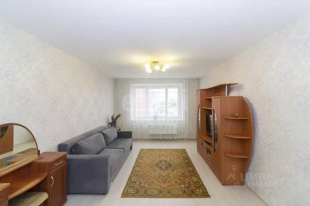 1-к кв. Тюменская область, Тюмень Кремлевская ул., 89 (43.6 м) - Фото 1