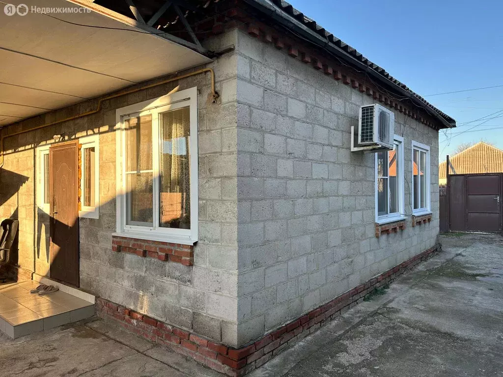 Дом в Динской район, станица Новотитаровская (43.7 м) - Фото 0
