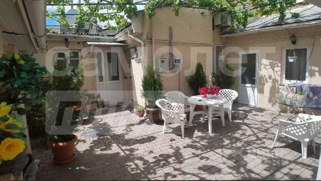 Дом в Крым, Евпатория ул. Красноармейская, 13 (70 м) - Фото 1