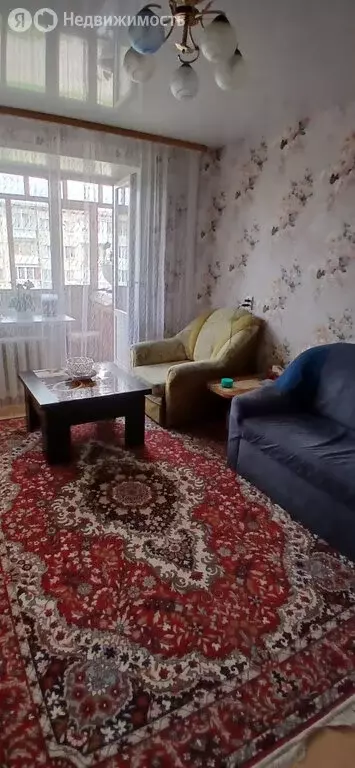 2-комнатная квартира: Верхняя Пышма, улица Огнеупорщиков, 12 (45.8 м) - Фото 0