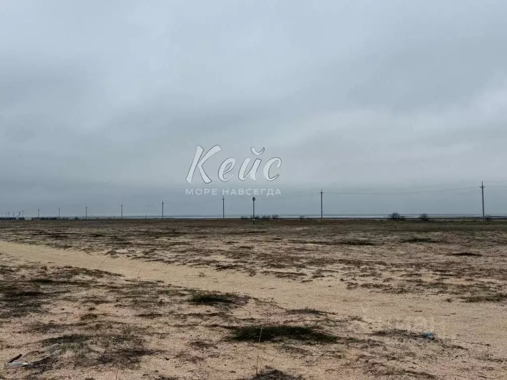 Участок в Крым, Ленинский район, Семисотское с/пос, с. Соляное  (6.0 ... - Фото 1