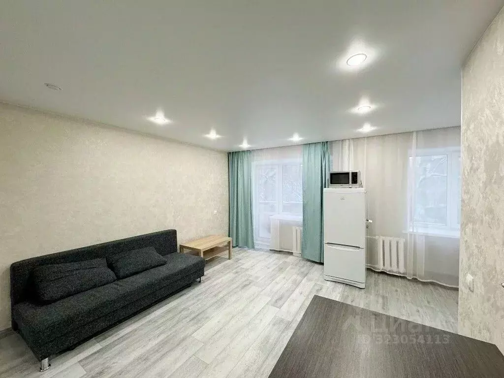 1-к кв. Свердловская область, Екатеринбург ул. Бажова, 74 (31.0 м) - Фото 1