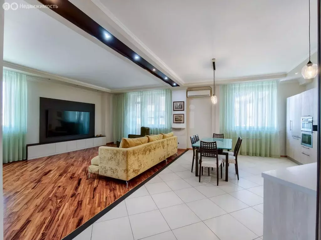 2-комнатная квартира: Тюмень, Фабричная улица, 5 (118 м) - Фото 2