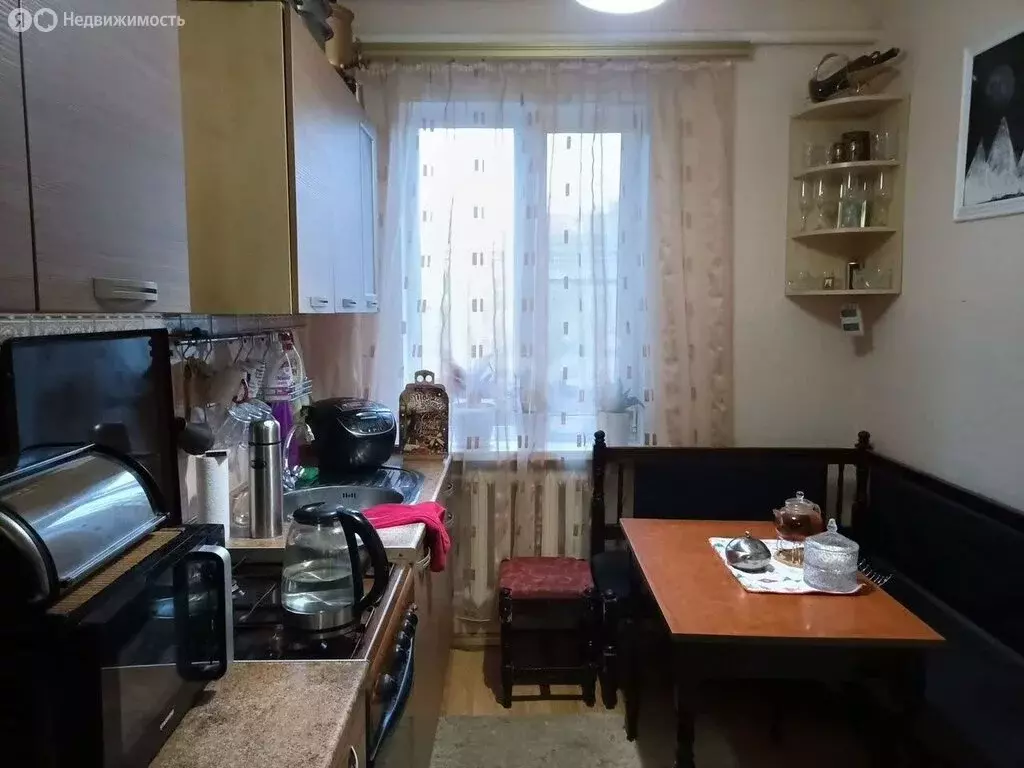 3-комнатная квартира: Ярославль, Урочская улица, 25 (56.2 м) - Фото 1