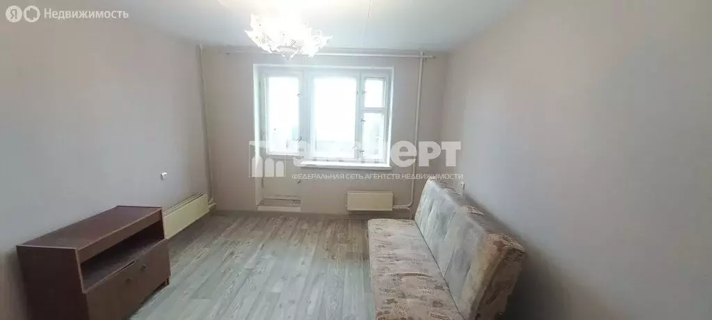 2-комнатная квартира: Казань, улица Академика Парина, 12 (50 м) - Фото 1