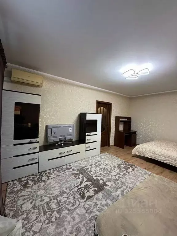 1-к кв. Москва Осенний бул., 10К1 (40.0 м) - Фото 0