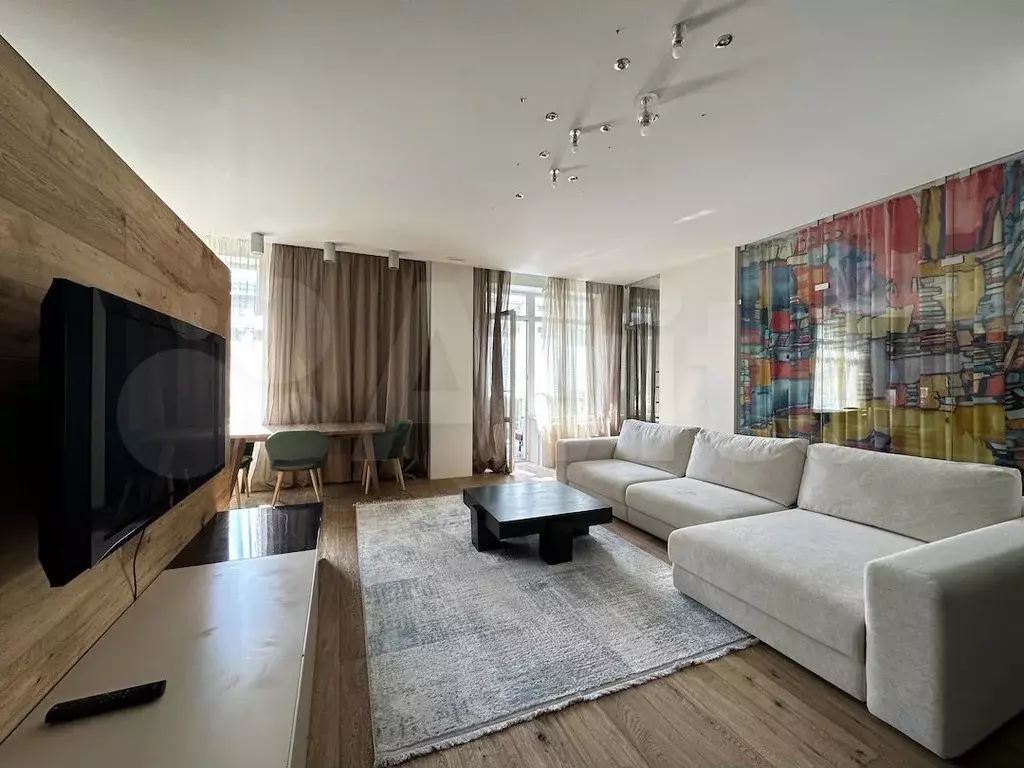 4-к. квартира, 130 м, 4/9 эт. - Фото 1