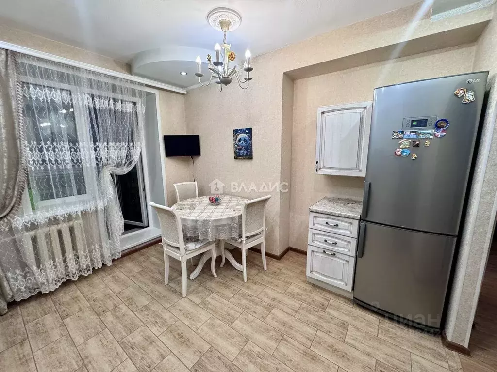 2-к кв. Владимирская область, Владимир ул. Тихонравова, 11 (65.0 м) - Фото 2