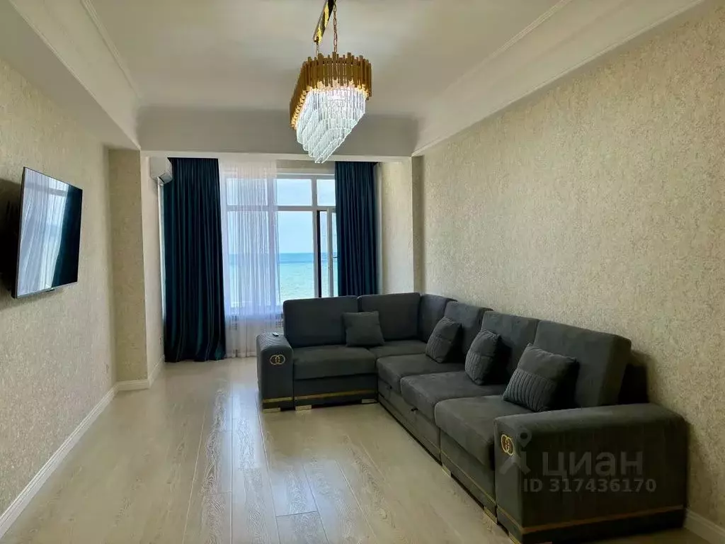 2-к кв. Дагестан, Каспийск ул. М. Халилова, 44А (105.0 м) - Фото 0