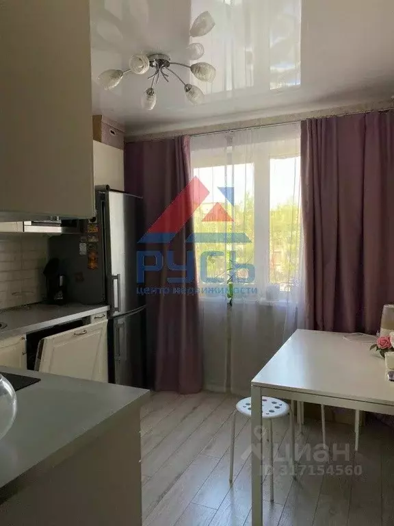 4-к кв. Челябинская область, Челябинск Пекинская ул., 19А (84.0 м) - Фото 0