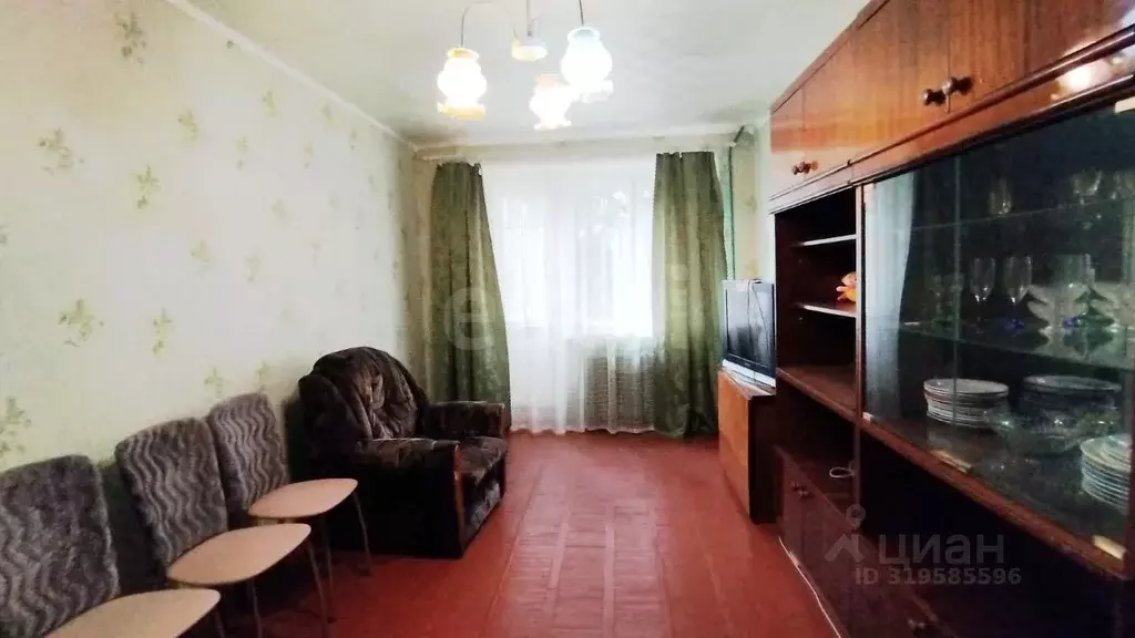 1-к кв. Ленинградская область, Кириши ул. Энергетиков, 20 (29.4 м) - Фото 0