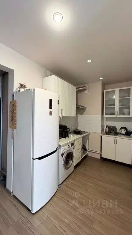 2-к кв. Иркутская область, Иркутск ул. Бородина, 56 (44.0 м) - Фото 1