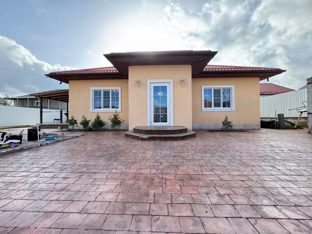 Дом в Краснодарский край, Новороссийск городской округ, Раевская ст-ца ... - Фото 1