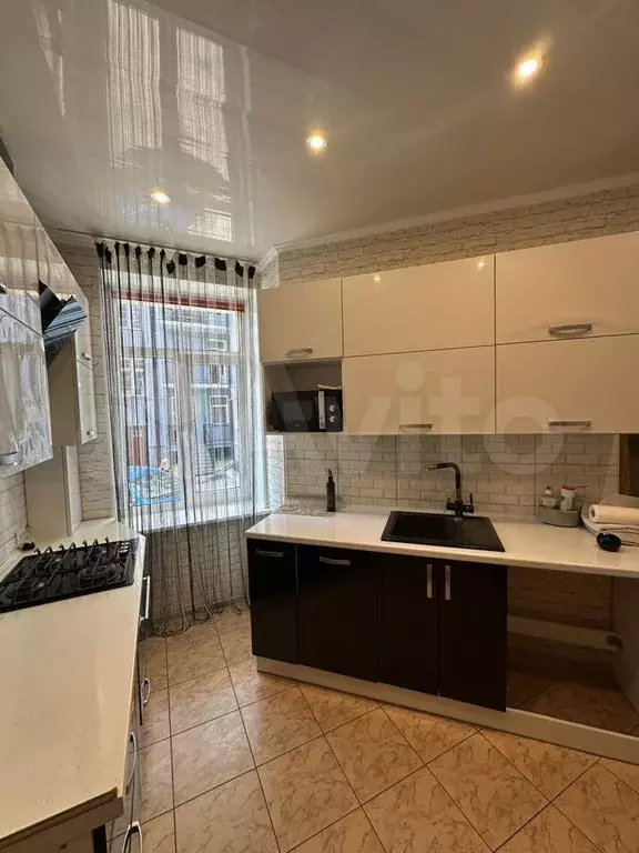 3-к. квартира, 60 м, 1/4 эт. - Фото 1