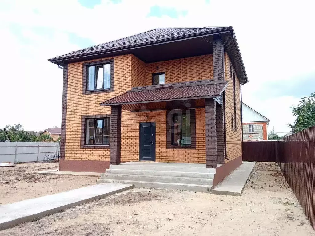 Дом в Воронежская область, Воронеж ул. Белый Колодец, 61 (160 м) - Фото 1