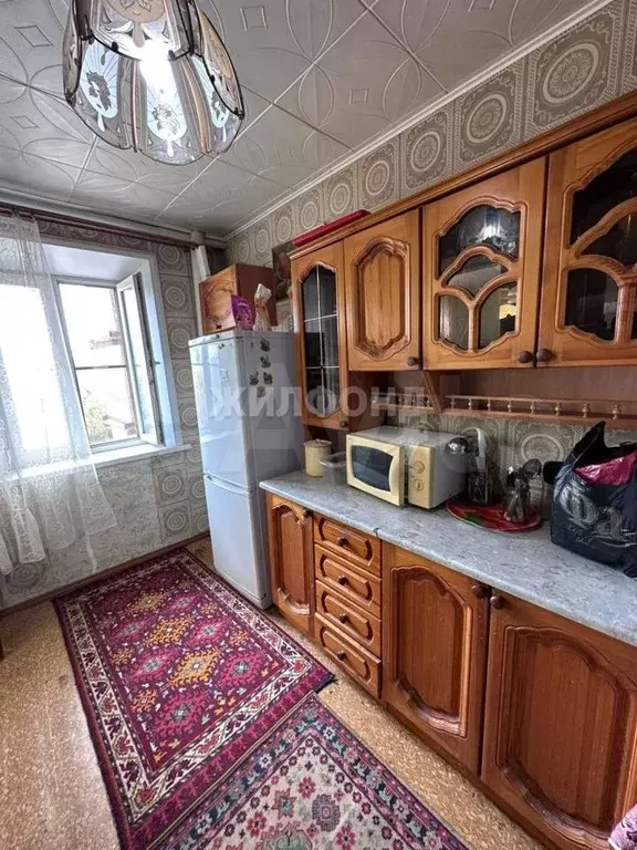 2-к. квартира, 60 м, 3/3 эт. - Фото 1