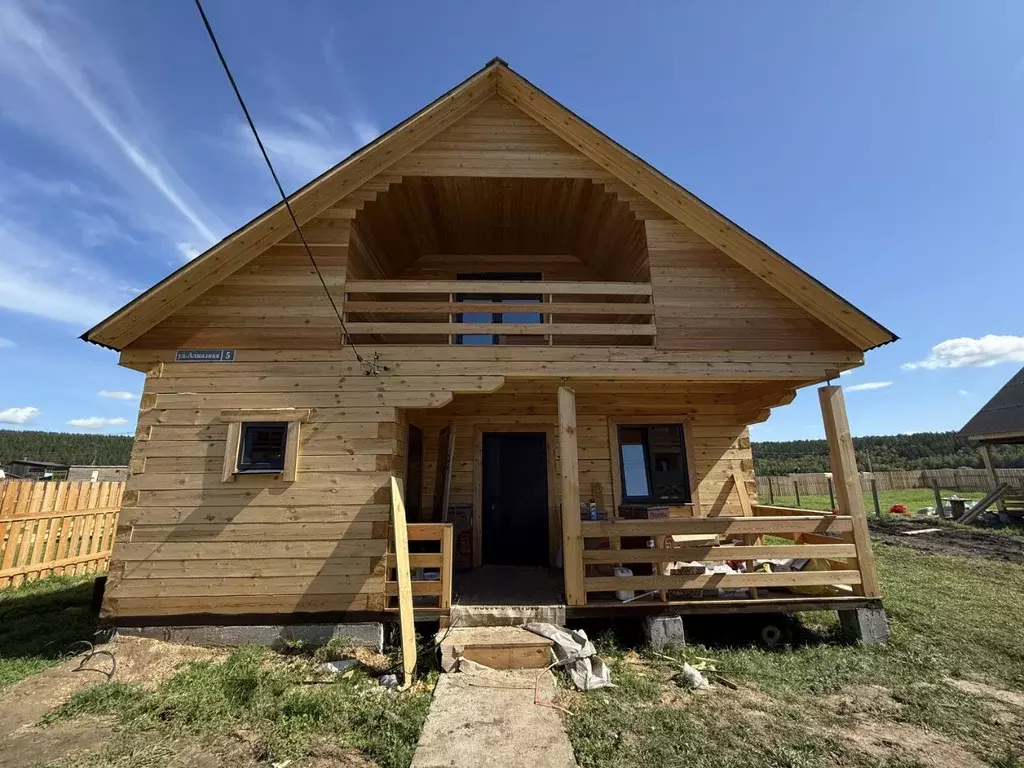 Дом в Иркутская область, Иркутский муниципальный округ, д. Лыловщина  ... - Фото 0