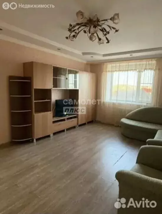 1-комнатная квартира: Темрюк, Октябрьская улица, 108А (50 м) - Фото 1