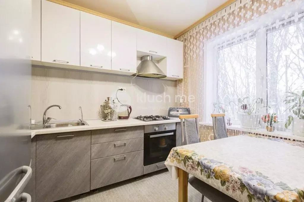4-к кв. Татарстан, Казань ул. Академика Завойского, 2 (82.8 м) - Фото 1