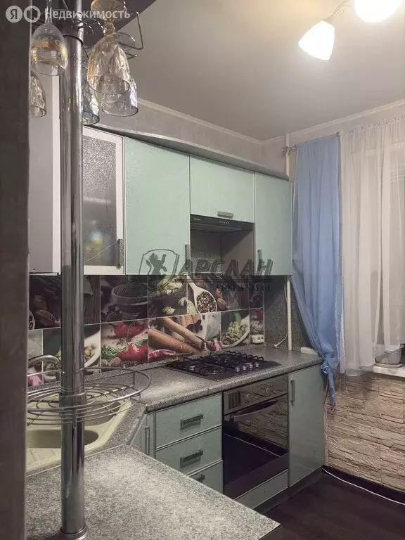 2-комнатная квартира: Казань, улица Фатыха Амирхана, 34 (50 м) - Фото 1