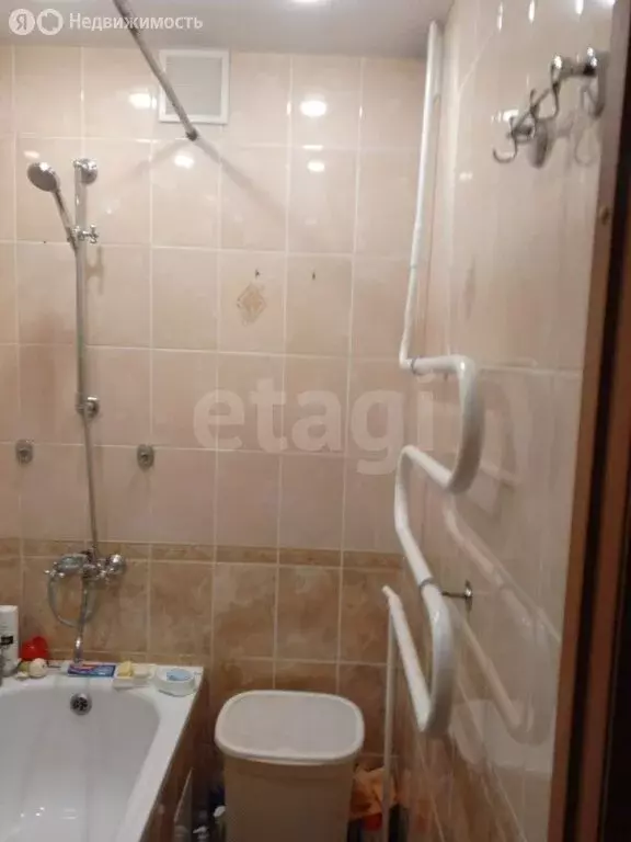 2-комнатная квартира: Майкоп, улица Димитрова, 9 (46 м) - Фото 0