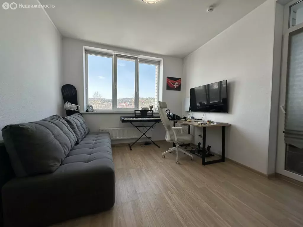 4-комнатная квартира: Екатеринбург, улица Щербакова, 150 (77 м) - Фото 2