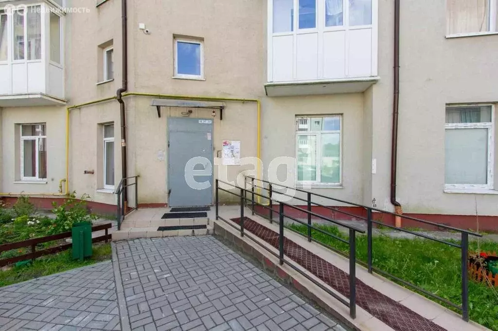 2-комнатная квартира: Калининград, улица Генерала Раевского, 4 (56 м) - Фото 1