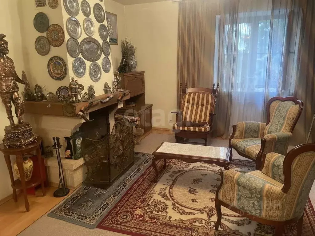 Дом в Коми, Сыктывкар Набережная ул., 39 (232 м) - Фото 1