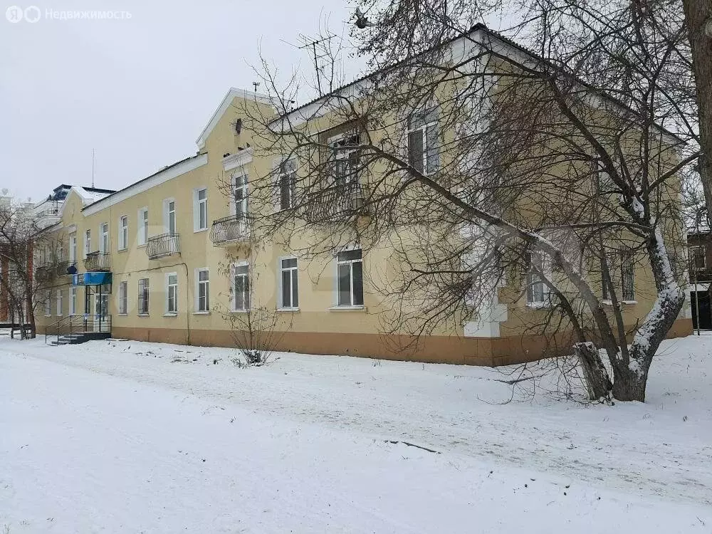 3-комнатная квартира: Омск, улица Богдана Хмельницкого, 234 (62.2 м) - Фото 1