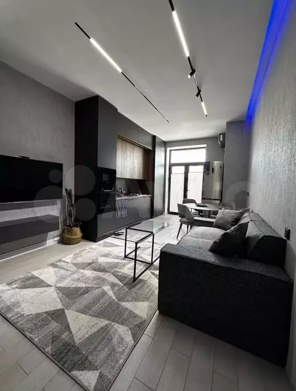 2-к. квартира, 73 м, 2/9 эт. - Фото 0