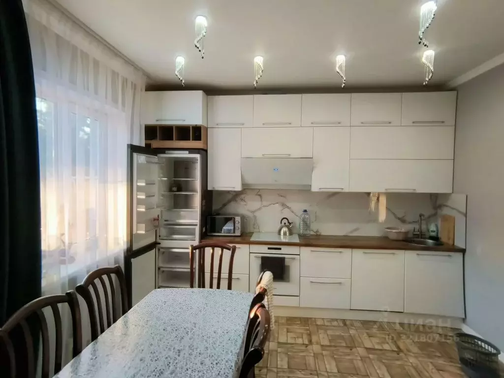 Коттедж в Астраханская область, Приволжский район, пос. ... - Фото 0