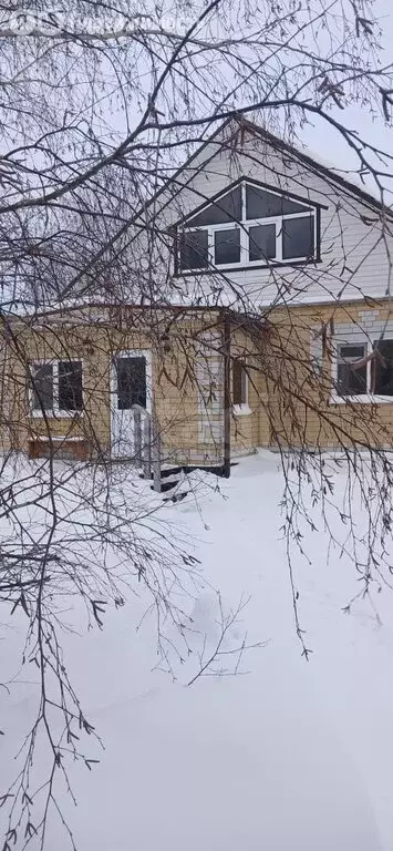 Дом в село Новолыбаево, Советская улица (100 м) - Фото 1