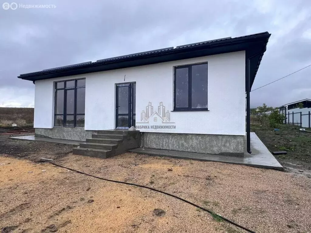 Дом в Трудовское сельское поселение, село Строгоновка, Речная улица, 2 ... - Фото 1