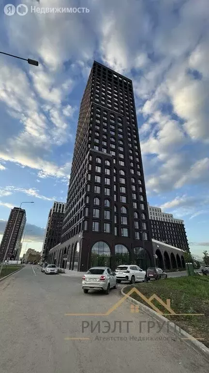 Квартира-студия: Казань, улица Алексея Козина, 10 (89 м) - Фото 2